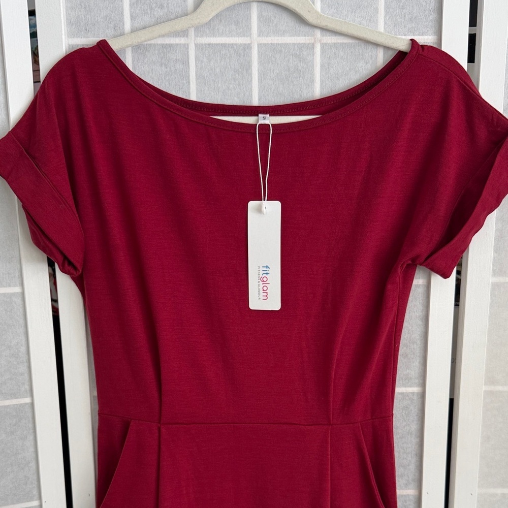 NWT Rich Burgundy Midi Dress with Pockets - Picture 2 of 5